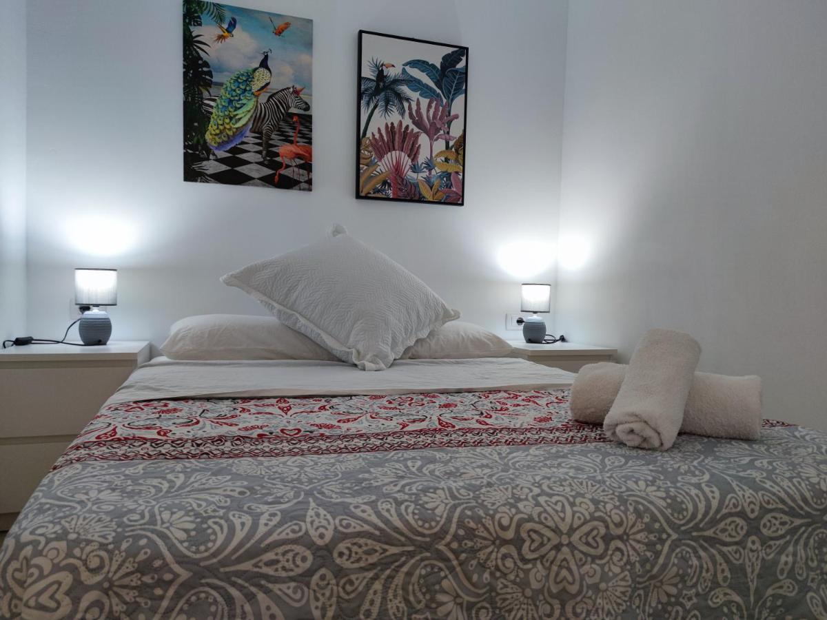 Los Cristianos - Heated Swimming Pool Air-Conditioned Екстериор снимка